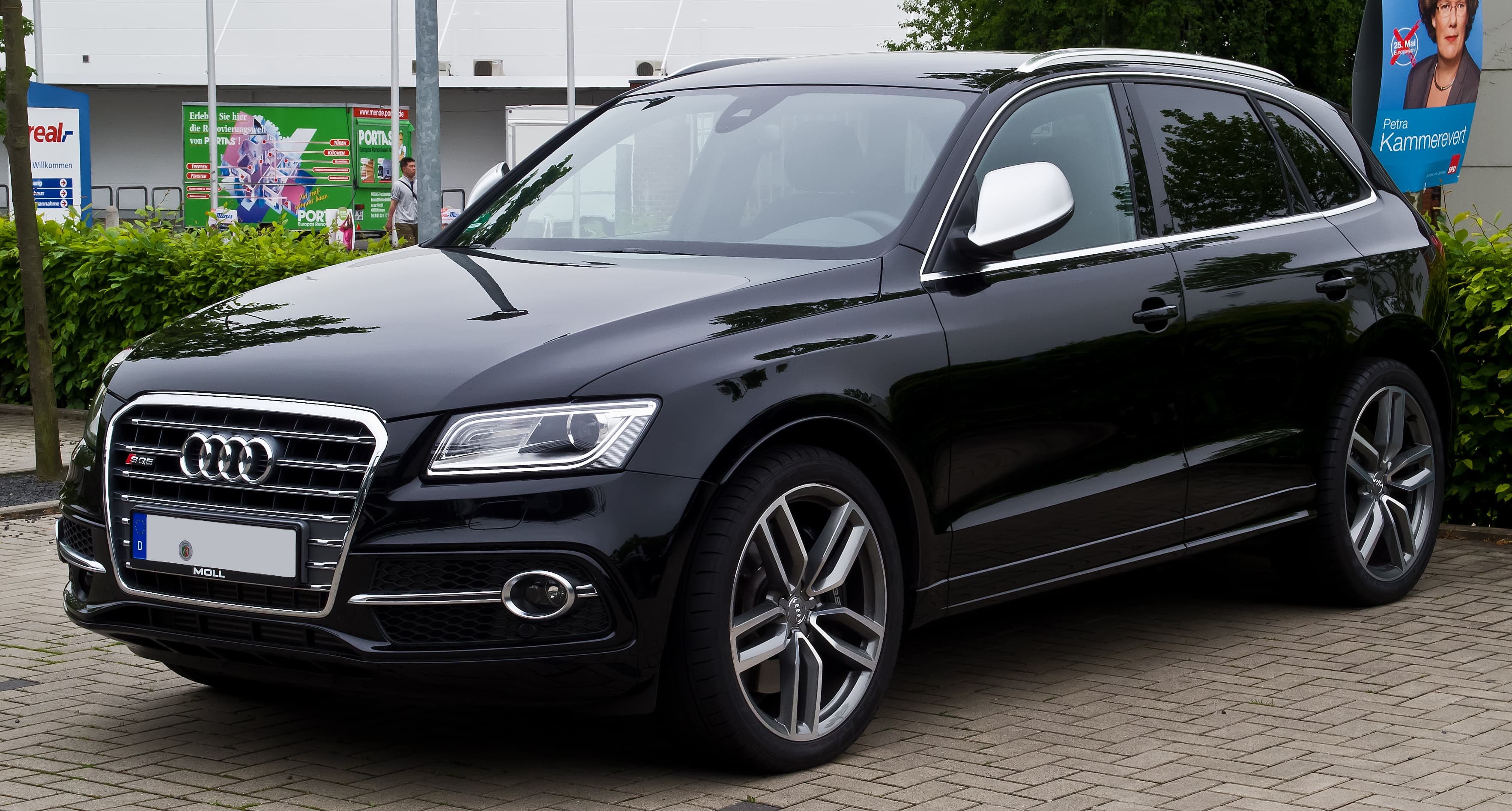 Audi SQ5 - Slika 1